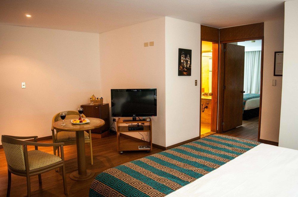 Socialtel Posada Miraflores ليما المظهر الخارجي الصورة