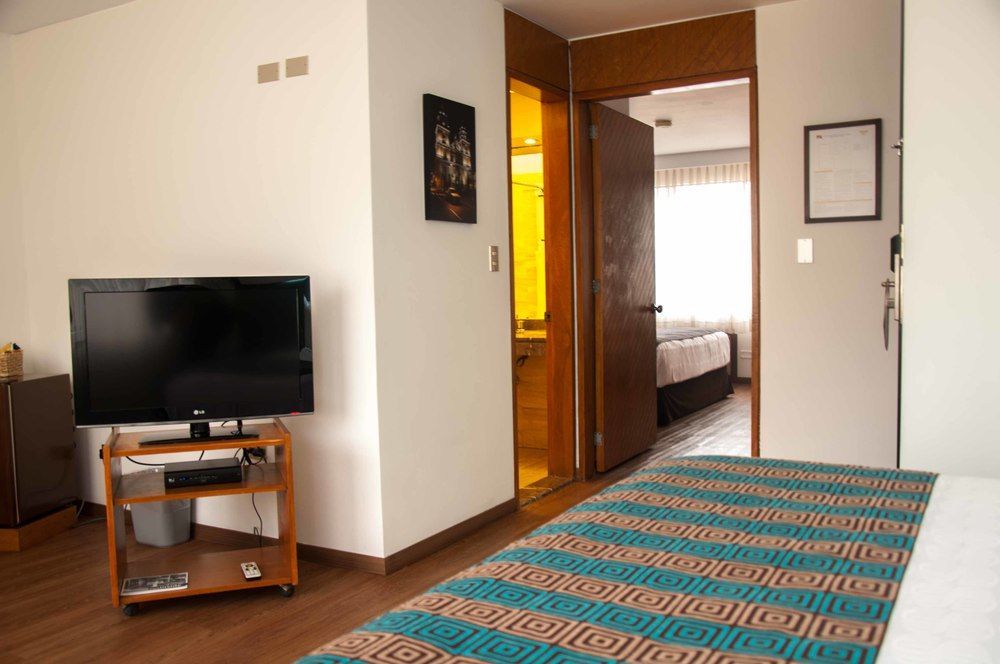 Socialtel Posada Miraflores ليما المظهر الخارجي الصورة